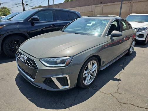 2023 Audi A4 45 S line Premium Plus