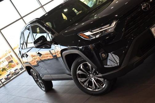 2025 Toyota RAV4 Hybrid XLE Premium