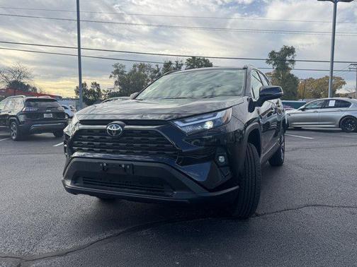 2025 Toyota RAV4 Hybrid XLE Premium