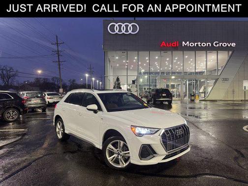 2022 Audi Q3 45 S line Premium