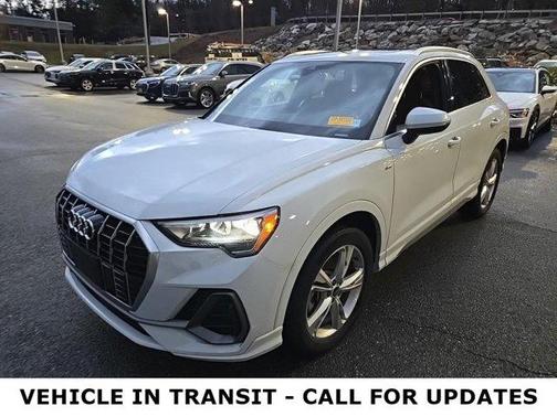 2022 Audi Q3 45 S line Premium