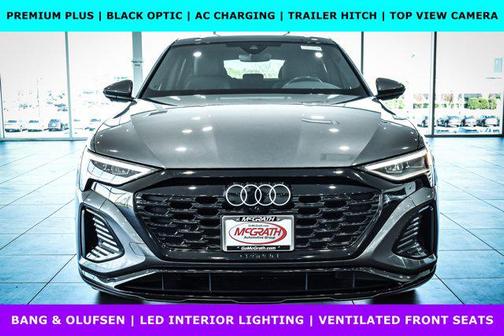 2024 Audi Q8 e-tron Premium Plus