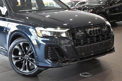 2026 Audi Q7 55 Premium Plus