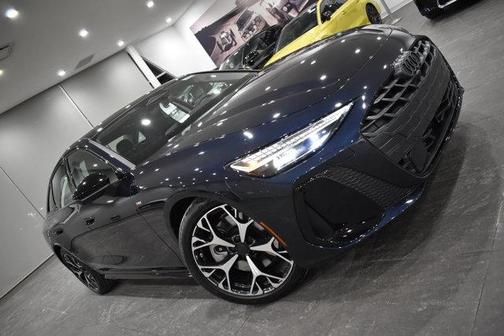 2026 Audi A6 Premium Plus quattro S tronic