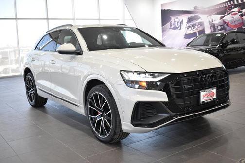 2023 Audi Q8 55 Premium Plus