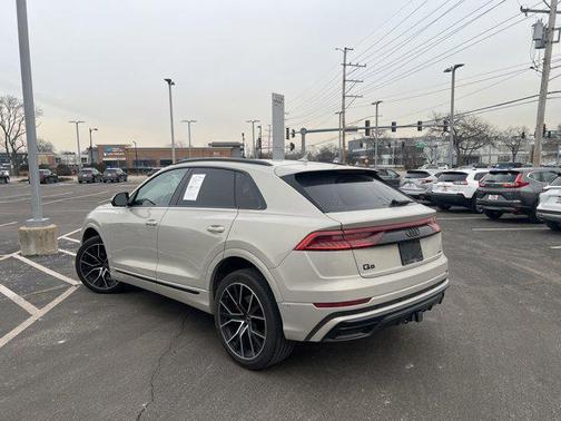 2023 Audi Q8 55 Premium Plus