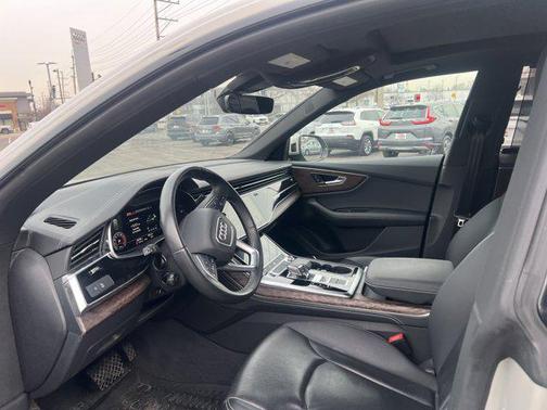 2023 Audi Q8 55 Premium Plus