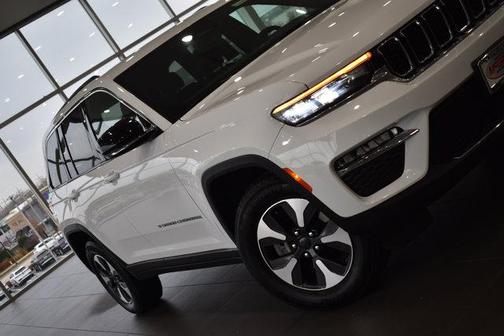 2024 Jeep Grand Cherokee 4xe Base