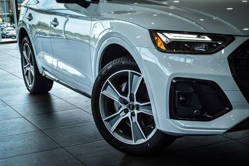2025 Audi Q5 45 S line Premium