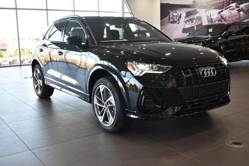 2025 Audi Q3 Premium 45 TFSI S line quattro Tiptronic