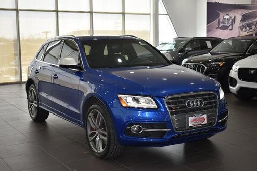 Sepang Blue Pearl Effect 2016 Audi SQ5 3.0T Premium Plus