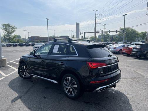 2022 Audi Q5 45 S line Prestige