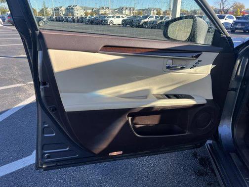 2016 Lexus ES 350 Base