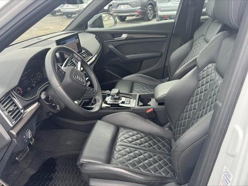 2023 Audi SQ5 3.0T Premium Plus