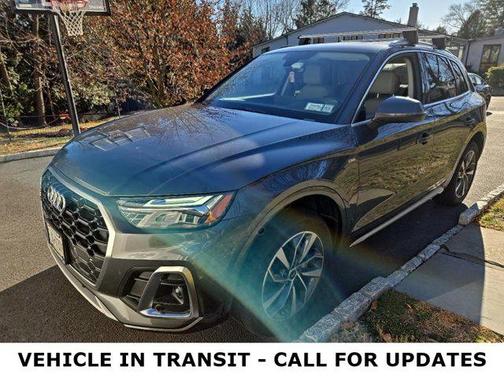 2023 Audi Q5 45 S line Premium