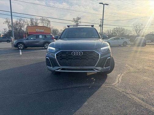 2023 Audi Q5 45 S line Premium