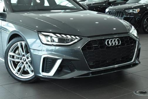 2022 Audi A4 45 S line Premium Plus