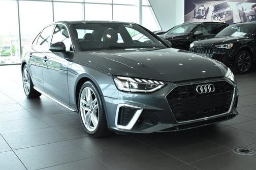 2022 Audi A4 45 S line Premium Plus