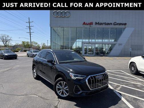 Mythos Black Metallic 2024 Audi Q3 45 S line Premium Plus