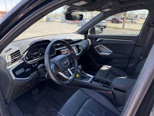 Mythos Black Metallic 2024 Audi Q3 45 S line Premium Plus