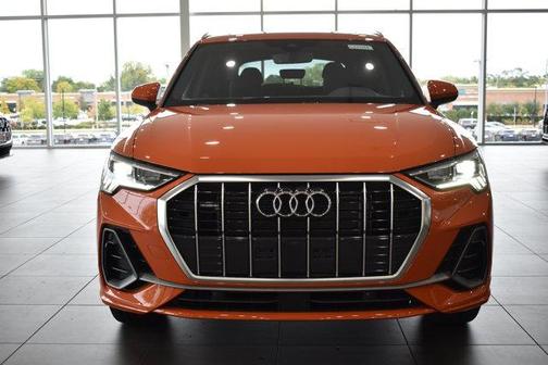 2025 Audi Q3 Premium 45 TFSI S line quattro Tiptronic