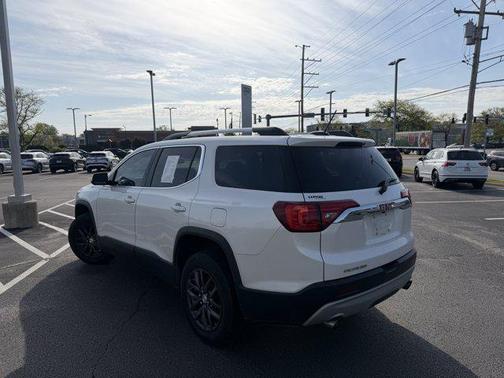 White Frost Tricoat 2017 GMC Acadia SLT-1