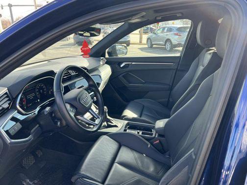2022 Audi Q3 45 S line Premium Plus