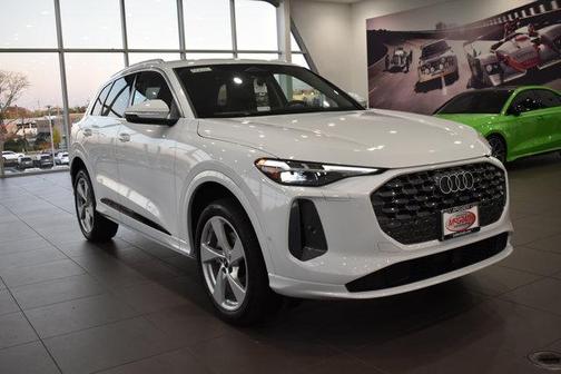 2025 Audi Q5 Premium Plus