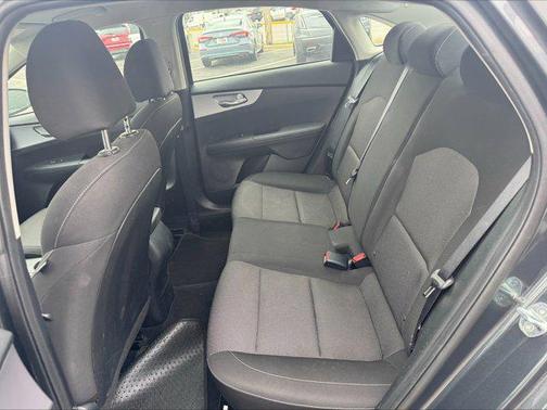 Gravity Gray 2024 Kia Forte LXS