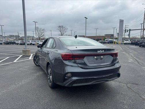 Gravity Gray 2024 Kia Forte LXS