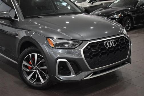 2023 Audi Q5 45 S line Premium