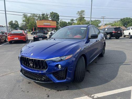 2021 Maserati Levante Base
