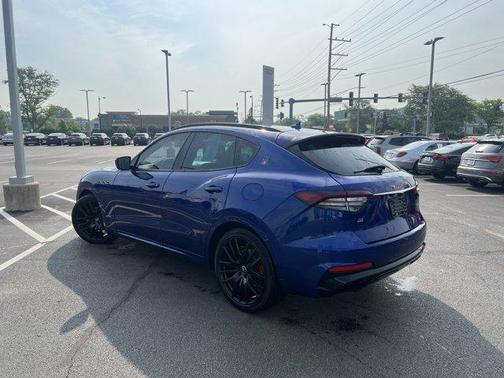 2021 Maserati Levante Base