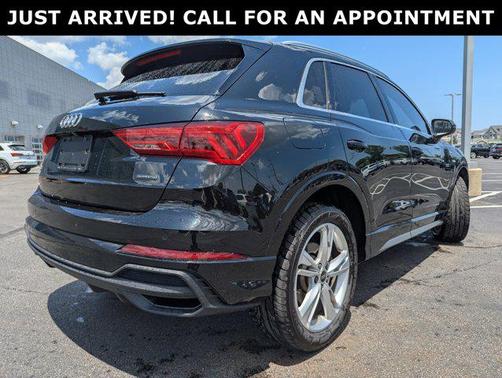 2023 Audi Q3 45 S line Premium Plus