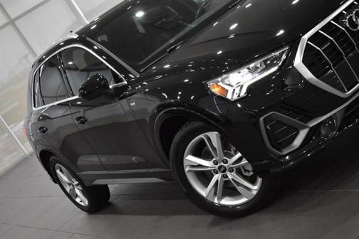 2022 Audi Q3 45 S line Premium Plus