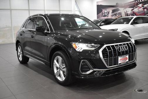 2022 Audi Q3 45 S line Premium Plus