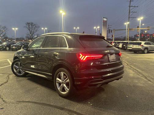 2022 Audi Q3 45 S line Premium Plus
