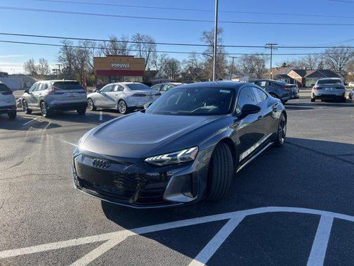 2022 Audi RS e-tron GT RS