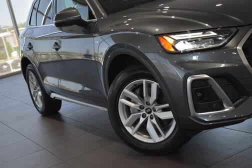 2023 Audi Q5 45 S line Premium