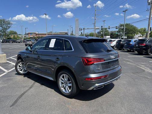 2023 Audi Q5 45 S line Premium
