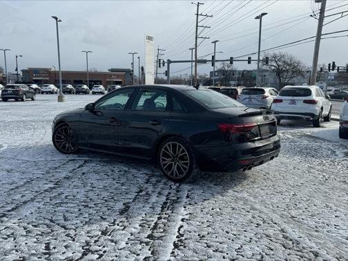 2022 Audi S4 Premium Plus TFSI quattro Tiptronic