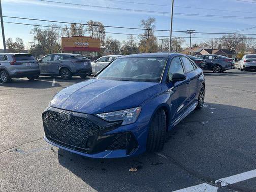 2025 Audi RS 3 TFSI quattro S tronic