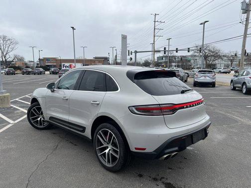 2022 Porsche Macan S