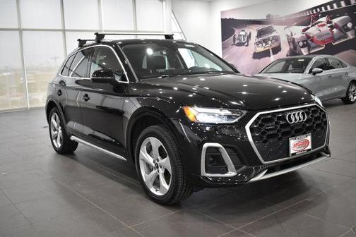 2023 Audi Q5 45 S line Premium Plus