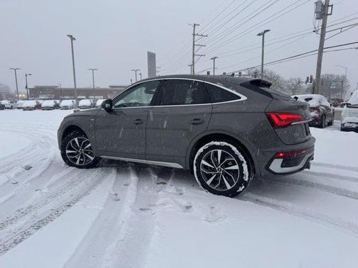 2023 Audi Q5 45 S line Premium Plus