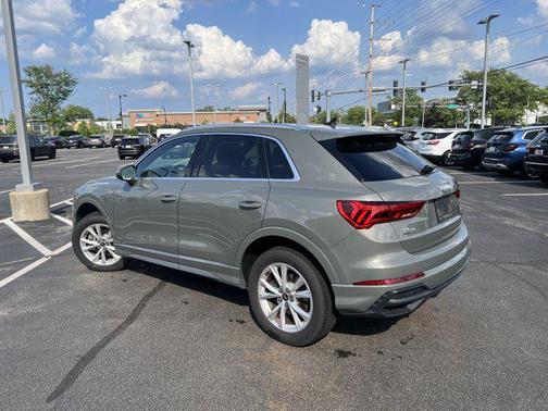 2022 Audi Q3 45 S line Premium