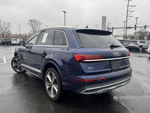 2023 Audi Q7 55 Premium Plus