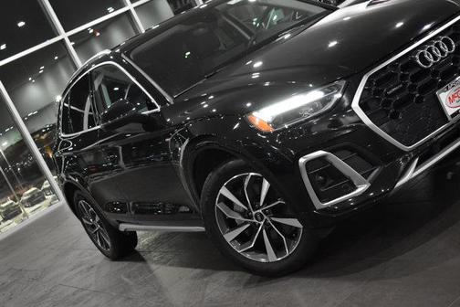2022 Audi Q5 45 S line Premium Plus