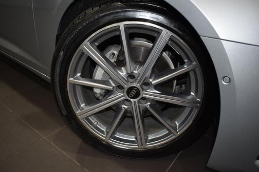 Florett Silver Metallic 2025 Audi A6 45 Premium Plus
