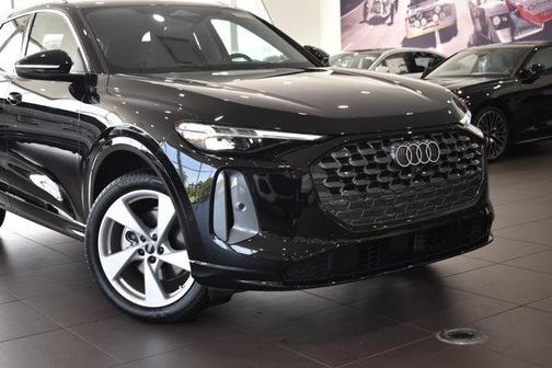 2025 Audi Q5 Premium Plus